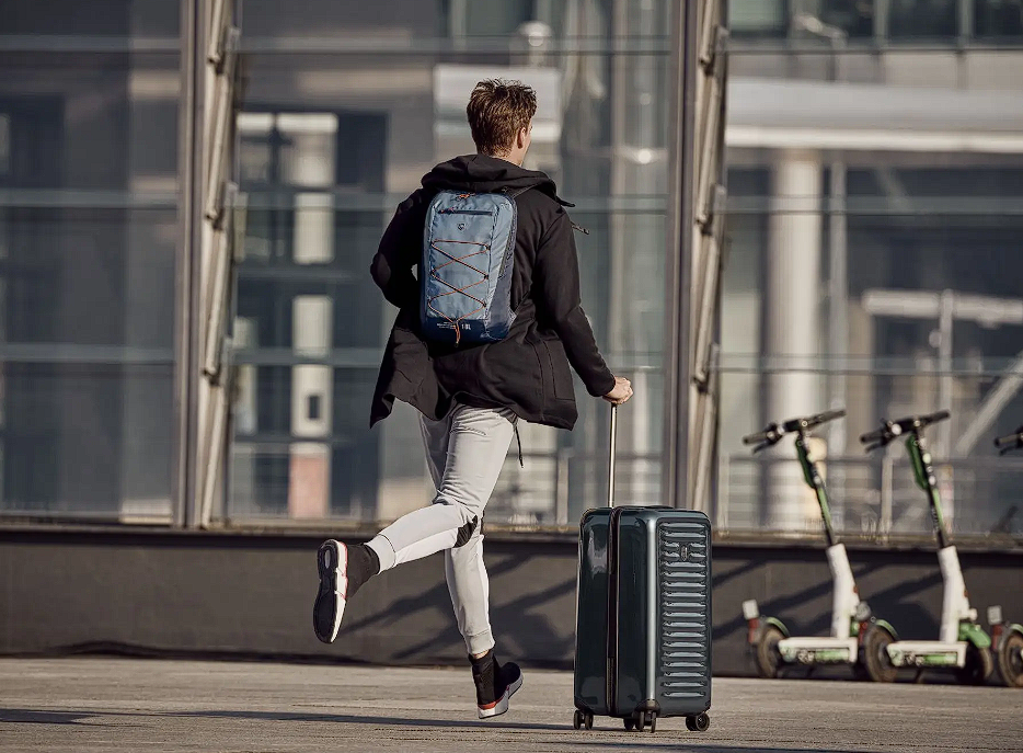 Bolso Victorinox Altmont Active 18L Compacta y Ligera Azul 611121