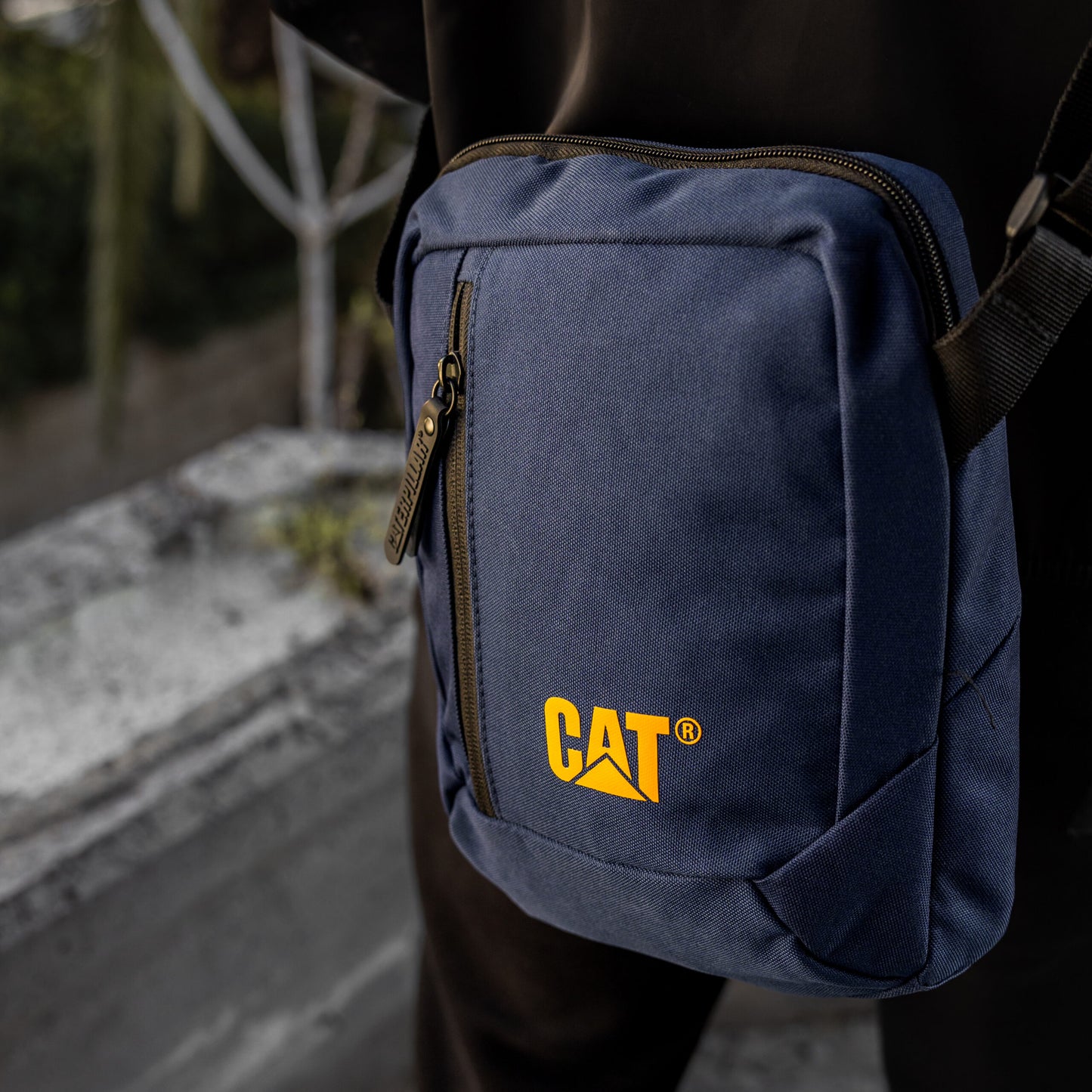 Bolso CAT Cruzado Shoulder Bag Azul